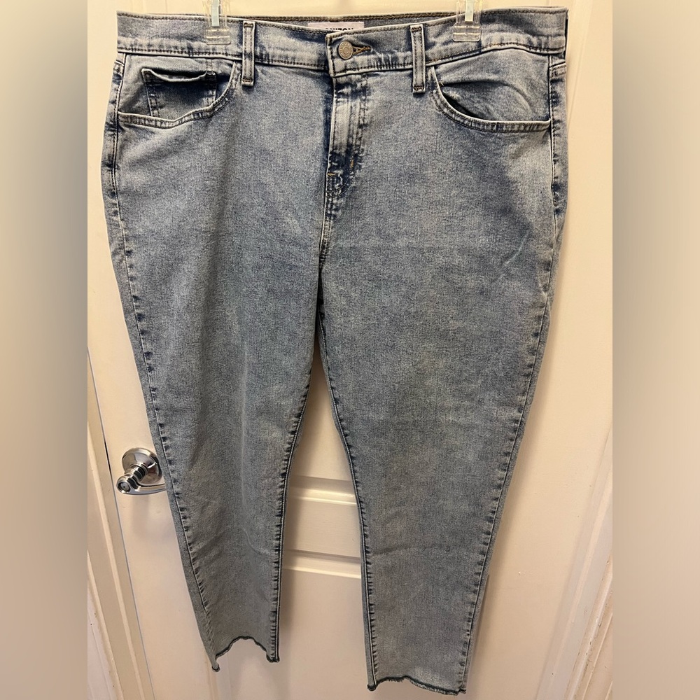 Denizen from Levi’s Women’s Jeans